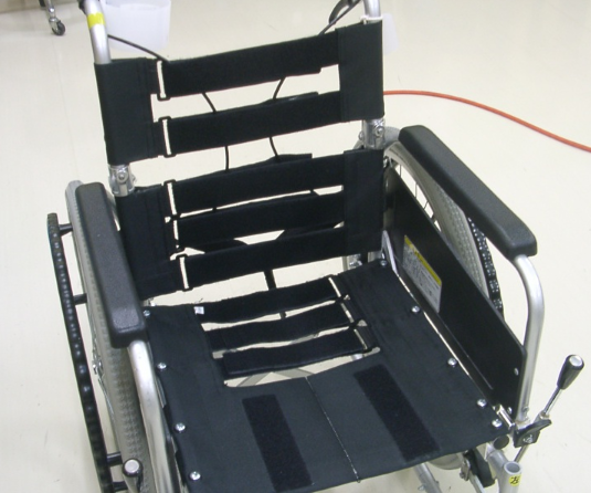 車いすシート張り調整